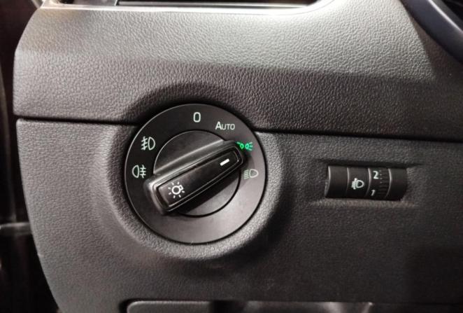 Skoda Octavia III (A7) с пробегом 2015 года, цена 1 317 000 рублей, 209487 км, лифтбек, Автокод Объявления
