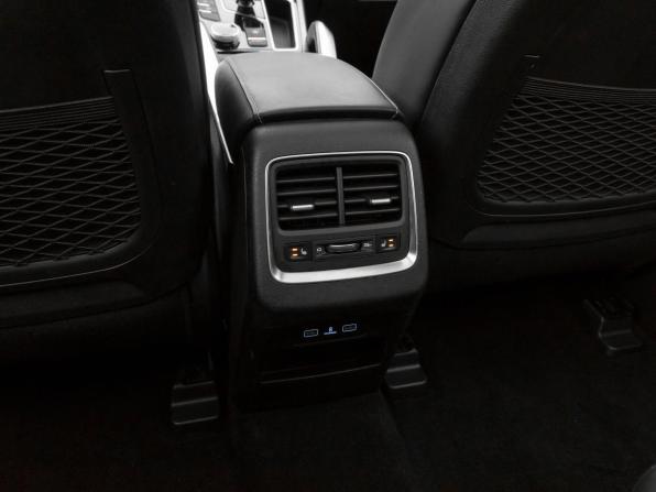 Geely Atlas Pro с пробегом 2023 года, цена 1 940 000 рублей, 84015 км, внедорожник, Автокод Объявления