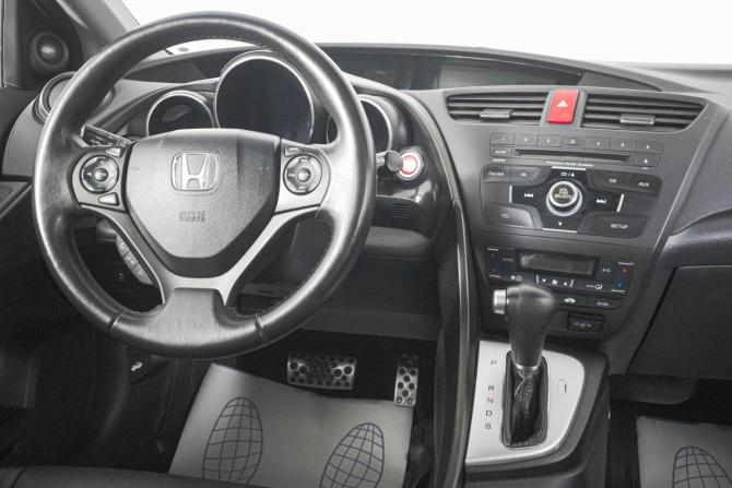 Honda Civic IX с пробегом 2013 года, цена 1 399 000 рублей, 133000 км, хэтчбек, Автокод Объявления
