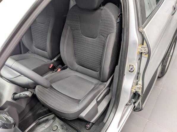 Renault Kaptur I с пробегом 2017 года, цена 1 225 000 рублей, 95588 км, внедорожник, Автокод Объявления