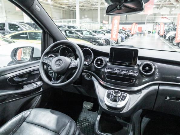 Mercedes-Benz V-Класс III (W447) с пробегом 2015 года, цена 4 039 700 рублей, 129935 км, минивэн, Автокод Объявления