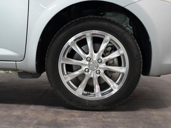 Toyota Ractis II с пробегом 2010 года, цена 870 000 рублей, 87873 км, хэтчбек, Автокод Объявления