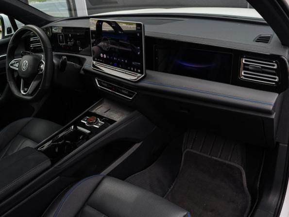 Volkswagen Tiguan III (China Market) с пробегом 2024 года, цена 4 200 000 рублей, 49034 км, внедорожник, Автокод Объявления