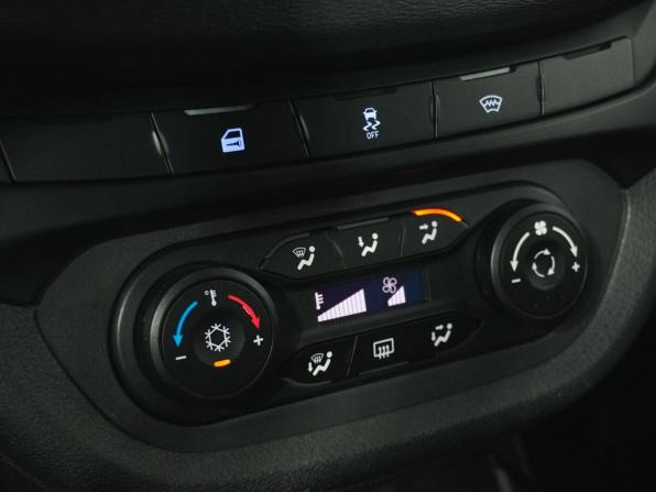Lada (ВАЗ) Vesta I с пробегом 2019 года, цена 910 000 рублей, 102629 км, седан, Автокод Объявления