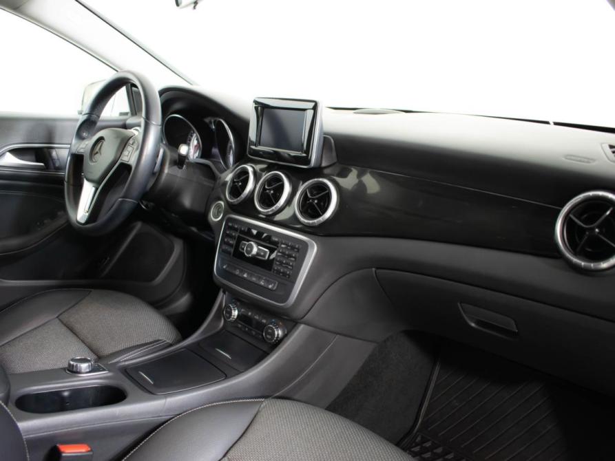 Mercedes-Benz CLA I (C117 X117) Москва  - изображение 9