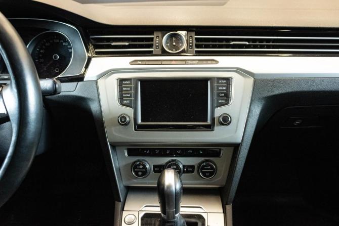 Volkswagen Passat B8 с пробегом 2016 года, цена 1 549 000 рублей, 191230 км, седан, Автокод Объявления
