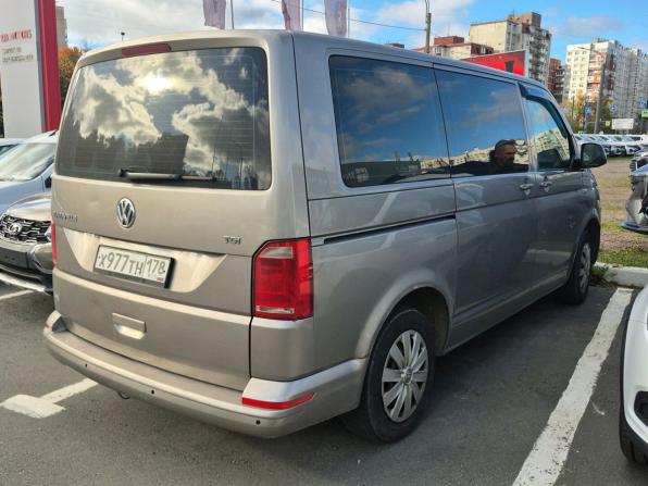 Volkswagen Caravelle T6 с пробегом 2017 года, цена 2 150 000 рублей, 432527 км, минивэн, Автокод Объявления