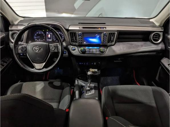 Toyota RAV4 IV (XA40) Рестайлинг с пробегом 2019 года, цена 2 920 000 рублей, 117000 км, внедорожник, Автокод Объявления