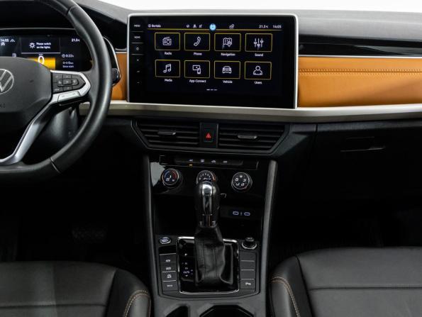 Volkswagen Bora IV (China Market) Рестайлинг с пробегом 2024 года, цена 2 099 000 рублей, 34135 км, седан, Автокод Объявления