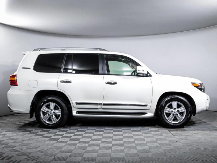 Toyota Land Cruiser 200 Series Рестайлинг 1 Москва  - изображение 4
