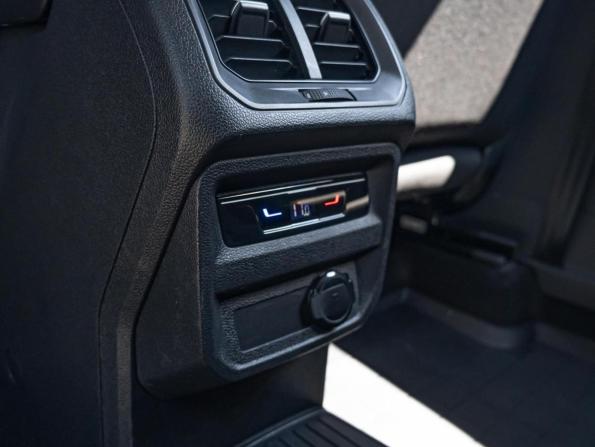 Volkswagen Tiguan II Рестайлинг с пробегом 2022 года, цена 2 978 000 рублей, 64975 км, внедорожник, Автокод Объявления