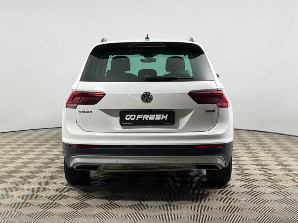 Volkswagen Tiguan II с пробегом 2019 года, цена 2 325 000 рублей, 137983 км, внедорожник, Автокод Объявления