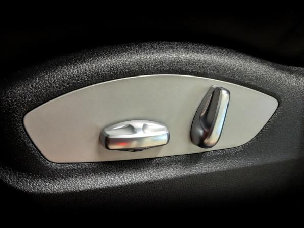 Porsche Macan I Рестайлинг 2 с пробегом 2022 года, цена 6 580 000 рублей, 72954 км, внедорожник, Автокод Объявления