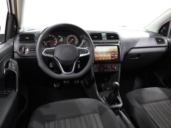 Volkswagen Polo V Рестайлинг с пробегом 2020 года, цена 1 329 000 рублей, 60421 км, седан, Автокод Объявления
