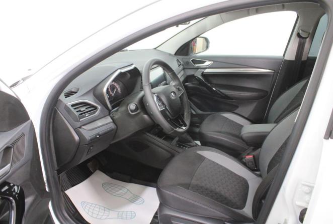 Lada (ВАЗ) Vesta I Рестайлинг (NG) с пробегом 2024 года, цена 1 360 000 рублей, 3890 км, седан, Автокод Объявления