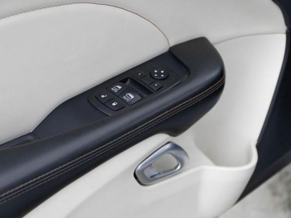 Dodge Challenger III Рестайлинг 2 с пробегом 2014 года, цена 2 958 444 рубля, 150408 км, купе, Автокод Объявления