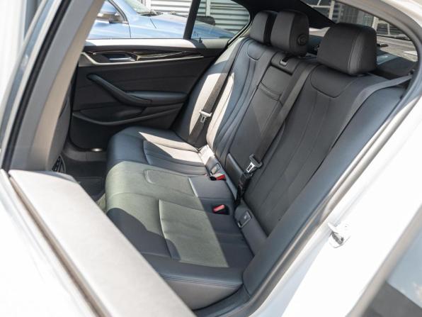 BMW 5 серии VII (G30/G31/G38) с пробегом 2019 года, цена 3 200 000 рублей, 104968 км, седан, Автокод Объявления