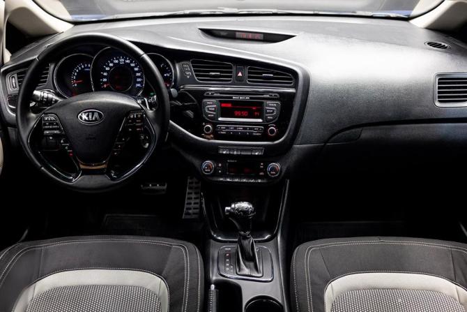 Kia Ceed II с пробегом 2014 года, цена 1 162 000 рублей, 236800 км, хэтчбек, Автокод Объявления