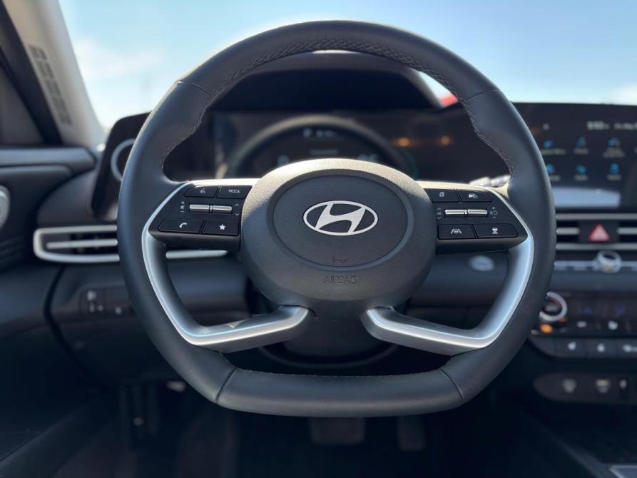 Hyundai Elantra VII (CN7) Рестайлинг Набережные Челны  - изображение 20