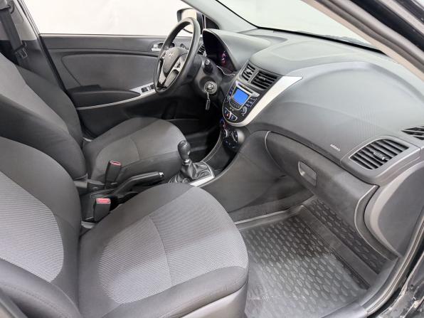Hyundai Solaris I с пробегом 2013 года, цена 799 000 рублей, 164110 км, седан, Автокод Объявления