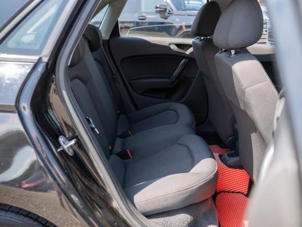Audi A1 I (8X) с пробегом 2012 года, цена 1 149 000 рублей, 159089 км, хэтчбек, Автокод Объявления