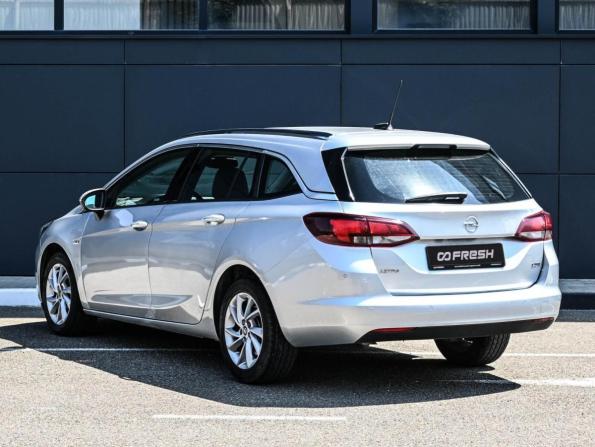 Opel Astra K с пробегом 2018 года, цена 1 378 000 рублей, 96333 км, универсал, Автокод Объявления