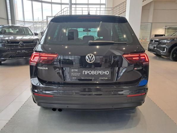 Volkswagen Tiguan II с пробегом 2018 года, цена 2 533 000 рублей, 136436 км, внедорожник, Автокод Объявления