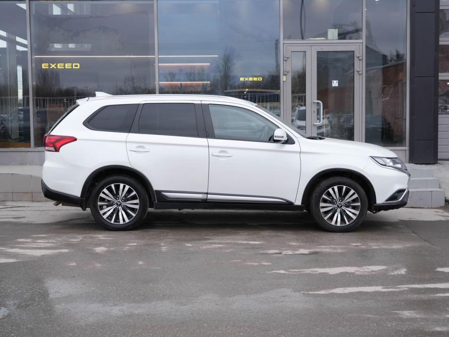 Mitsubishi Outlander III Рестайлинг 3 Новосибирск  - изображение 4