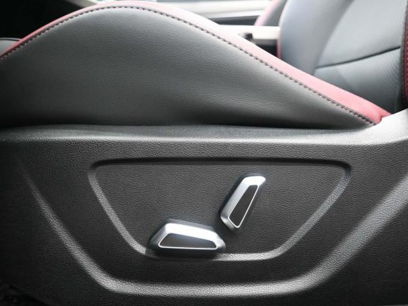 Geely Coolray I с пробегом 2022 года, цена 1 919 900 рублей, 41800 км, внедорожник, Автокод Объявления