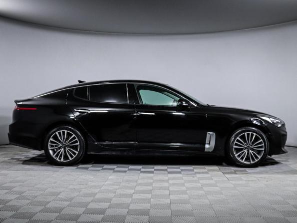 Kia Stinger I с пробегом 2018 года, цена 1 980 000 рублей, 97883 км, лифтбек, Автокод Объявления