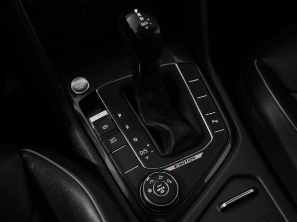 Volkswagen Tiguan II с пробегом 2018 года, цена 2 149 000 рублей, 224658 км, внедорожник, Автокод Объявления