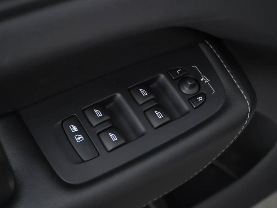 Volvo XC60 II Рестайлинг Москва  - изображение 17