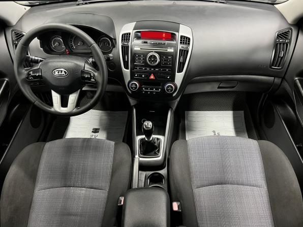 Kia Ceed I Рестайлинг с пробегом 2011 года, цена 675 000 рублей, 191232 км, хэтчбек, Автокод Объявления