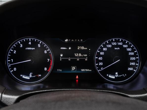 Hyundai Genesis II с пробегом 2016 года, цена 1 870 000 рублей, 185784 км, седан, Автокод Объявления