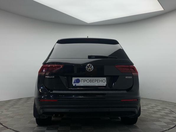 Volkswagen Tiguan II с пробегом 2018 года, цена 2 299 000 рублей, 159626 км, внедорожник, Автокод Объявления