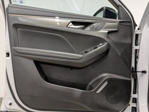 Haval Jolion I Рестайлинг с пробегом 2024 года, цена 1 990 000 рублей, 32201 км, внедорожник, Автокод Объявления