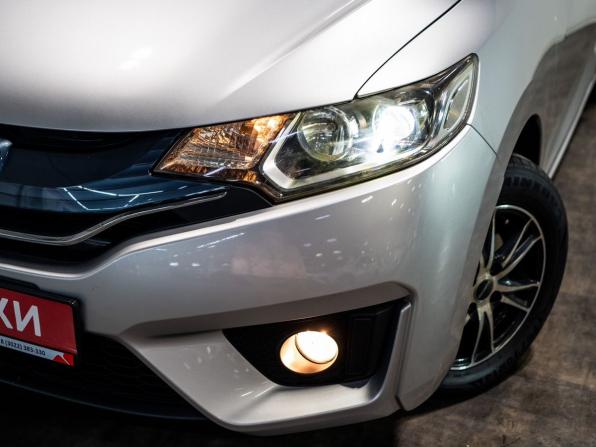 Honda Fit III с пробегом 2013 года, цена 1 060 000 рублей, 114700 км, хэтчбек, Автокод Объявления