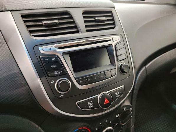 Hyundai Solaris I Рестайлинг с пробегом 2016 года, цена 864 240 рублей, 197614 км, седан, Автокод Объявления
