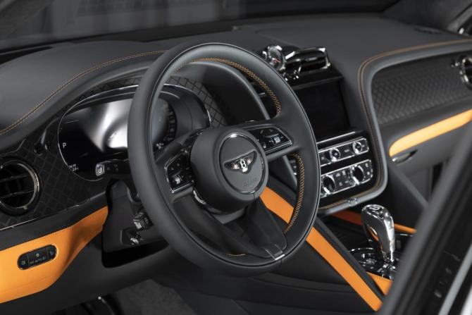Новый Bentley Bentayga I Рестайлинг 2025 года, цена 45 490 000 рублей, внедорожник, Автокод Объявления