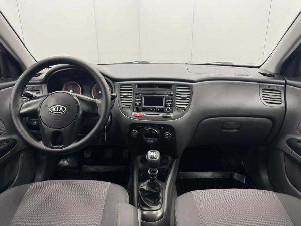 Kia Rio II Рестайлинг с пробегом 2011 года, цена 590 000 рублей, 17936 км, хэтчбек, Автокод Объявления