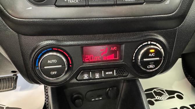 Kia Rio III с пробегом 2013 года, цена 865 000 рублей, 155500 км, седан, Автокод Объявления