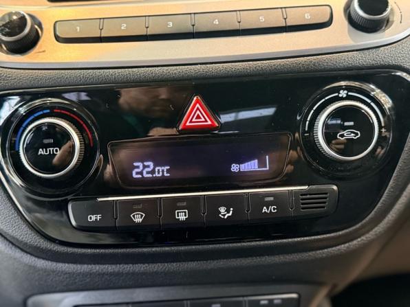 Hyundai Solaris II с пробегом 2019 года, цена 1 189 000 рублей, 109200 км, седан, Автокод Объявления