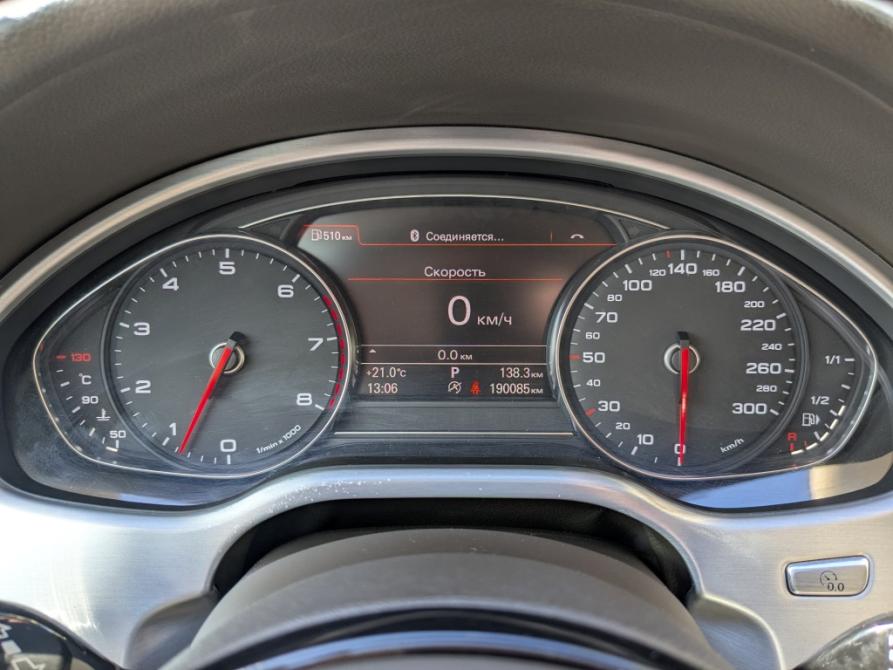 Audi A8 III (D4) Рестайлинг Москва  - изображение 4