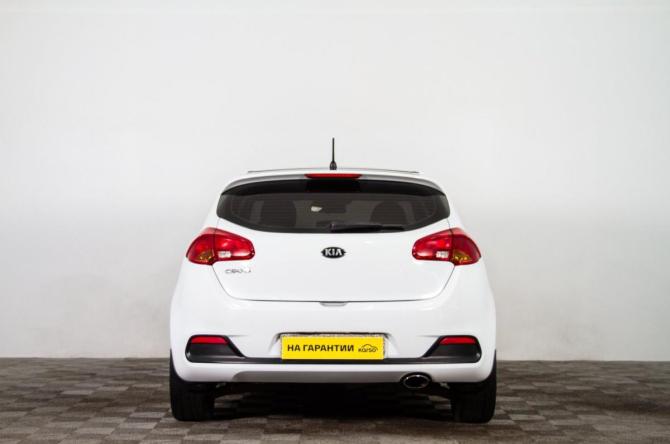 Kia Ceed II с пробегом 2013 года, цена 999 000 рублей, 215000 км, хэтчбек, Автокод Объявления