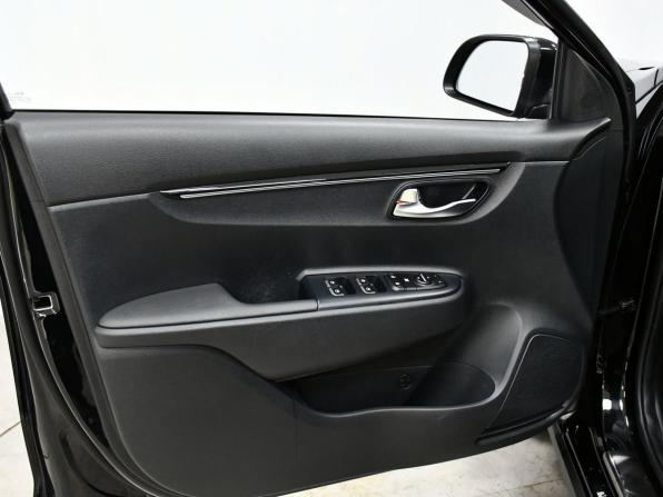 Kia Rio IV с пробегом 2018 года, цена 1 757 000 рублей, 65664 км, хэтчбек, Автокод Объявления