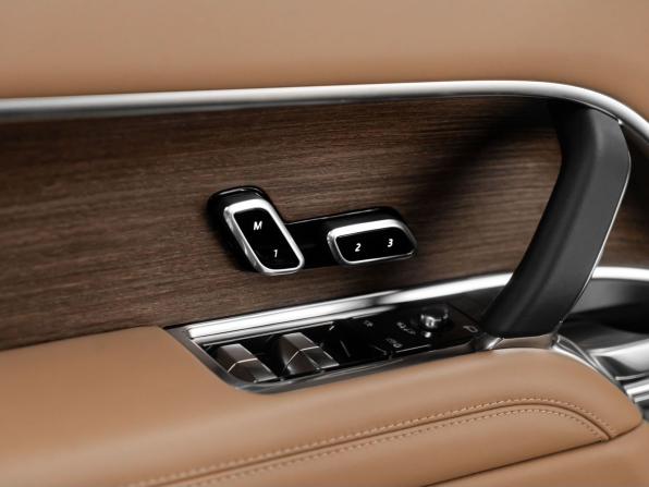 Land Rover Range Rover V с пробегом 2024 года, цена 22 710 000 рублей, 67 км, внедорожник, Автокод Объявления