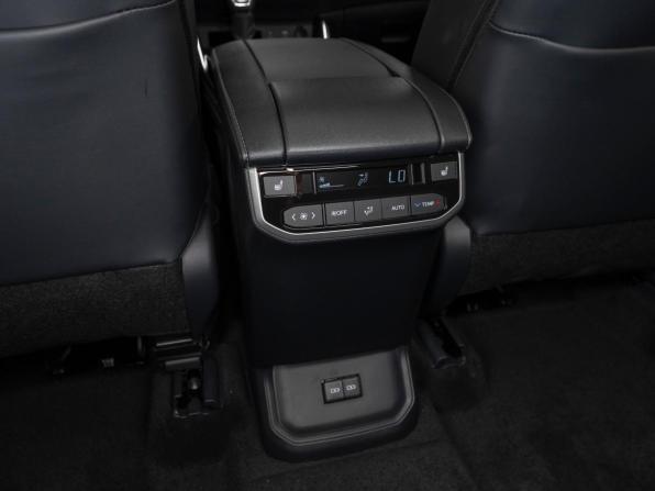 Toyota Highlander IV (XU70) с пробегом 2026 года, цена 5 600 000 рублей, 30 км, внедорожник, Автокод Объявления
