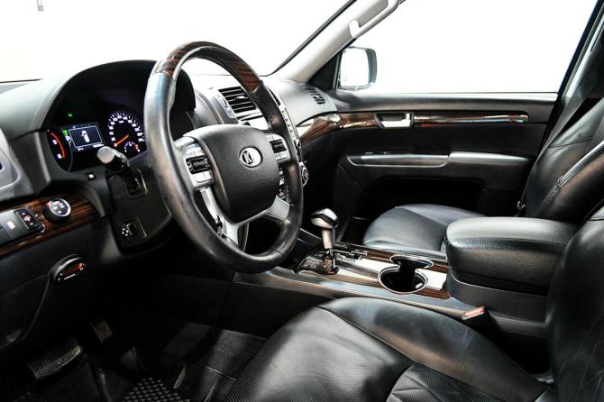 Kia Mohave I Рестайлинг с пробегом 2019 года, цена 2 400 000 рублей, 184575 км, внедорожник, Автокод Объявления
