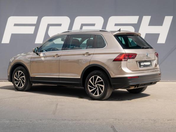 Volkswagen Tiguan II с пробегом 2018 года, цена 2 130 000 рублей, 180735 км, внедорожник, Автокод Объявления