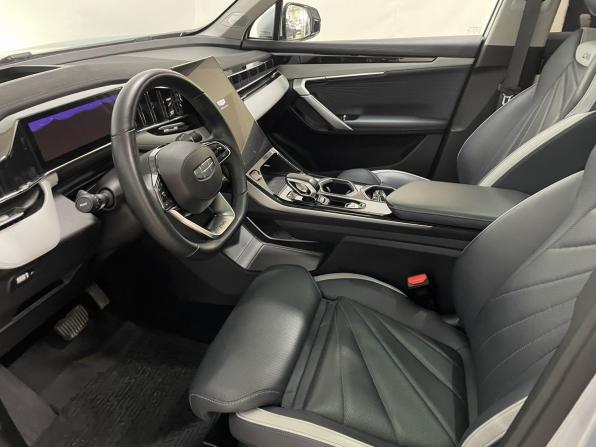 Geely Atlas II с пробегом 2024 года, цена 2 750 000 рублей, 34640 км, внедорожник, Автокод Объявления